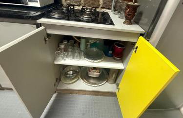 Apto surfe perto de tudo, mercado, barzinhos, farmácia, shopping - Foto 19