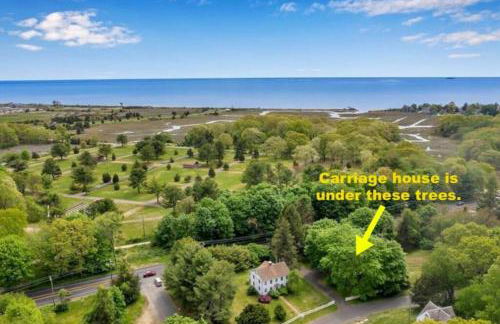 Newly Renovated Carriage House Near Town & Beaches - Foto 10