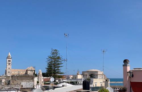 VISCHI Roof con TERRAZZO e vista - Foto 2