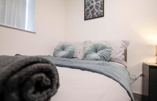 Bartlam Place, Sleeps 6, Central Oldham - By NMB Property - Foto 20
