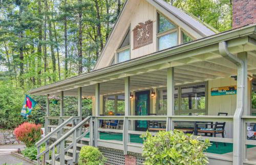 Mountain Getaway with Views and Fire Pit - Foto 28