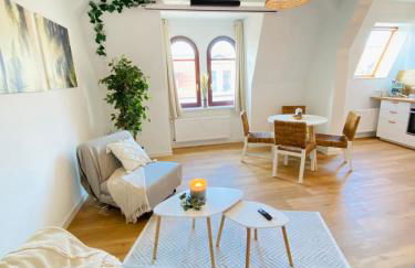 Cinema Apartment Magdeburg - Kitchen & Balcony - Foto 19