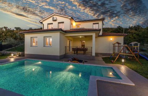 Villa Marilu, modern villa with pool near the sea - Foto 39