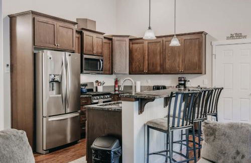 47MF - WiFi - Fireplace - Sleeps 6 - Foto 14