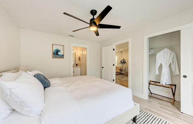 Charming Florida Beach Home w King Bed Patio - Photo 2