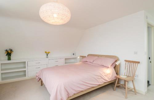 High Cogges Farm Holiday Cottages - Photo 26