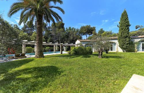 Superbe villa spacieuse, piscine chauffée, padel - Foto 29