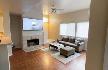 Hill Country Haven: Gateway to TXST and San Marcos - Foto 1