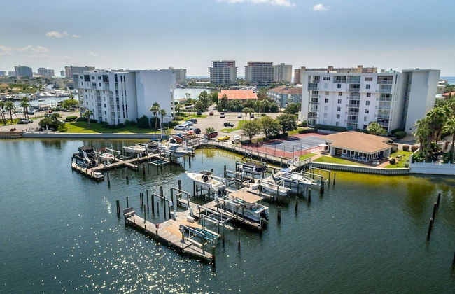 Dolphin Point 303A is a Cute 2 BR overlooking the Harbor by RedAwning - Foto 45