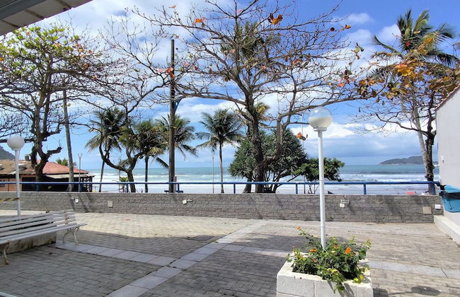 Pé na areia do Guarujá - Praia do Tombo (F) - Foto 63