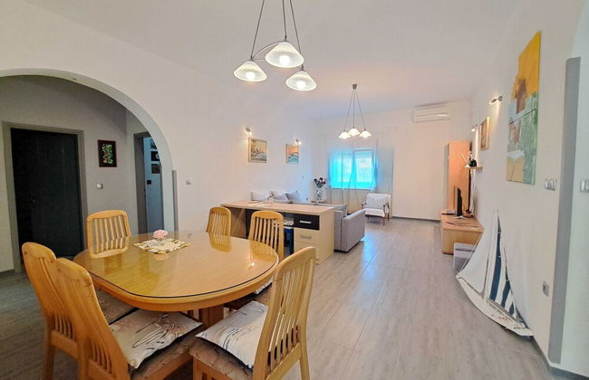 Spacious Urban Retreat Apartment With Terrace - Foto 26