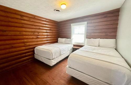 Cottage 9-Lees Ford Marina - Photo 2