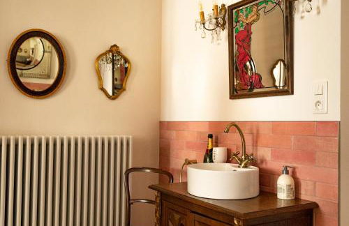 CHAMPAGNE HOUSE- Oasis de luxe & de charme - coeur de ville - 10-12 pers - piscine, cuisine d'été, patio, bar & piano - Photo 27