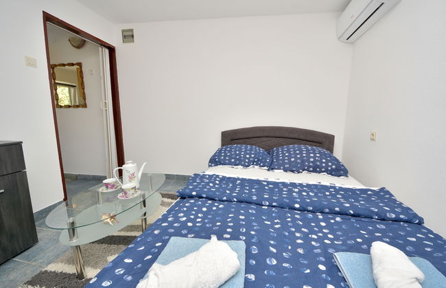 Apartmani Robi i Kristina - Photo 34