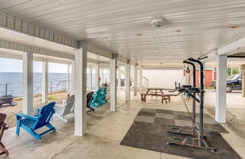 Alligator Point Beachfront Home with Private Hot Tub - Foto 24