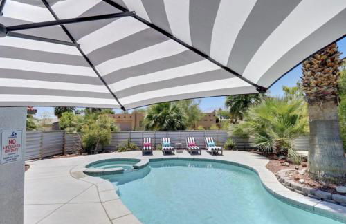 Dive into Desert Wonderland Pool, Spa, Fire Pit - Foto 28