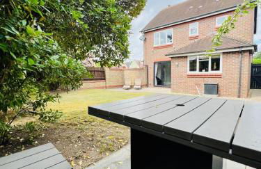 Luxury Homely Stay Near City Centre With Parking - Foto 80