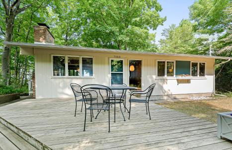 Experience comfort at Graceland, a charming 3-bedroom house - Foto 21