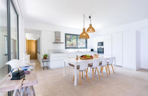 Dilean luxury villa - Photo 13