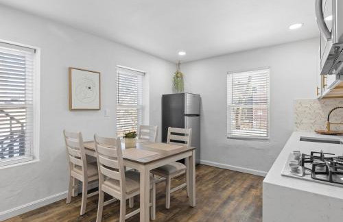 Lawrenceville Central !5 Spacious and Quiet Three Bedroom Apartment with Free Street Parking - Foto 3