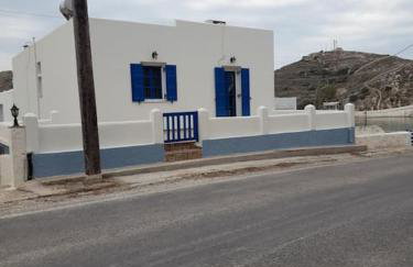 Παραθαλάσσιο εξοχικό σπίτι με θέα τον κόλπο Βάρης - Photo 32