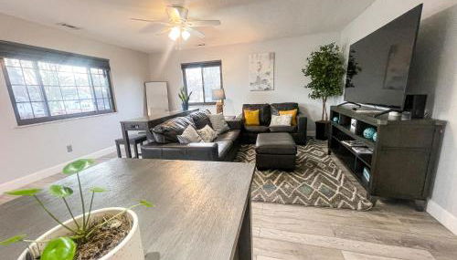 Modern Condo Central Huron Boat Basin Area - Foto 5