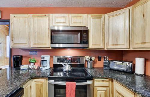 Chalet renovated Near Casino, Camelback , Kalahari 4bdrms firepit hot tub game room - Foto 12