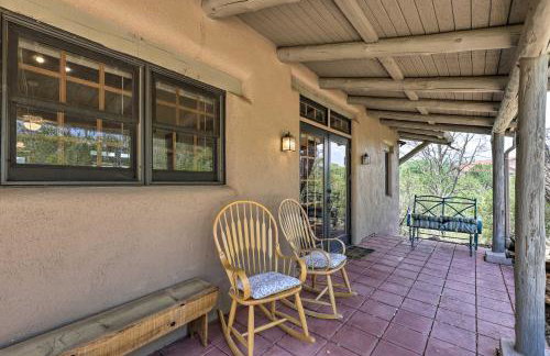 Hike and Relax Prescott Studio with Thumb Butte Views - Foto 25