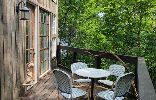 The Treetop Hideaways at Ruby Falls - Photo 18