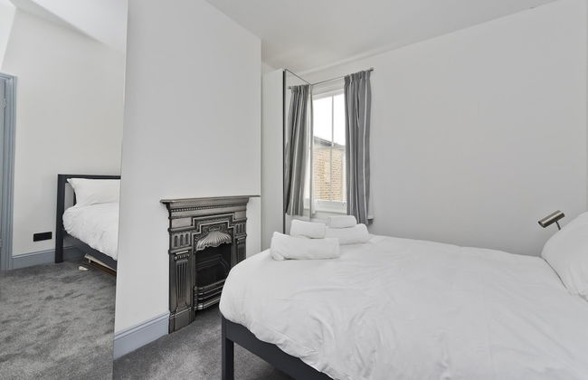 Stylish one Bedroom Flat Near Kew Gardens by Underthedoormat - Foto 6