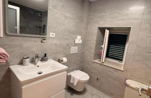 La Casa di Varos Old Town Apartments - Photo 7