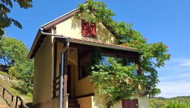 Agroturizam Na Malenom brijegu BAKINA VIKENDICA - Foto 1