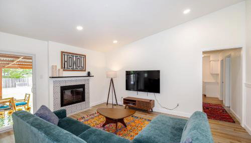 Luxury 4BR Oasis with Pool, Hot Tub & Game Room! - Foto 3