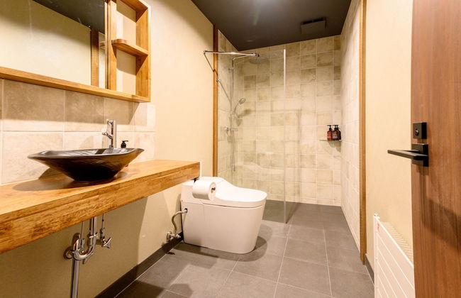 Iroha Nozawa - Photo 10