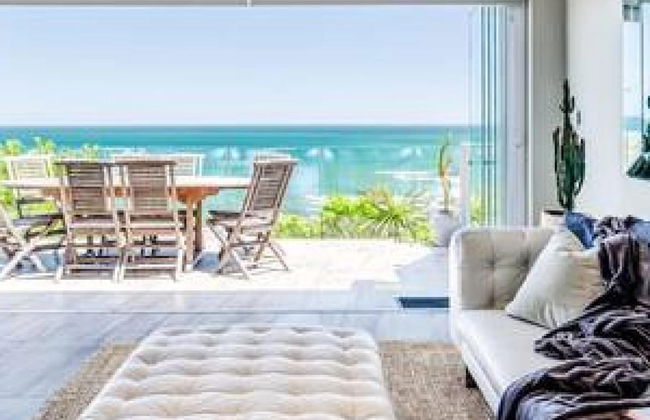 Camps Bay Holiday Apartment in Secure Complex With Private Pool and Parking Houghton Views - Foto 4