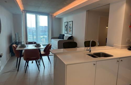 High Floor Modern 1BR Stunning Views Balcony AC Free Parking - Foto 31