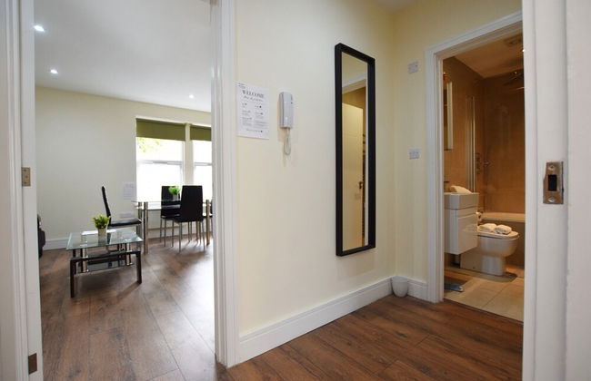 1-bed Apartment in Ealing, 3 Mins From Station - Foto 27