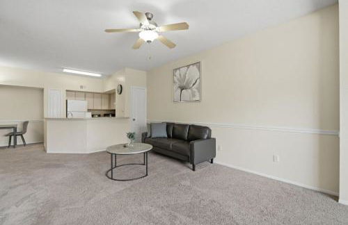 Upscale 1BR Apartment Home - Foto 7