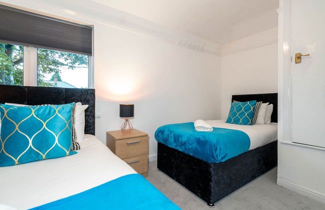 Stylish Three Bedroom House With Garden in Birmingham Suburb - Foto 3