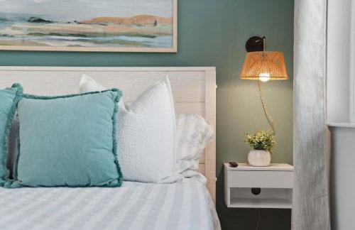 New Listing Discounts! Canal Home-Heated Pool, Game Room, Tesla Charger, & More - Foto 51