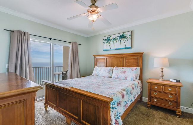 Crystal Shores West Condos by Hosteeva - Foto 4