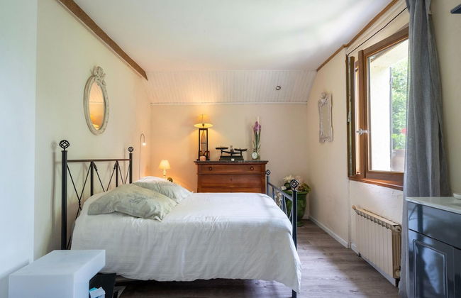 Majestic Holiday Home in Laroque With hot tub - Foto 7