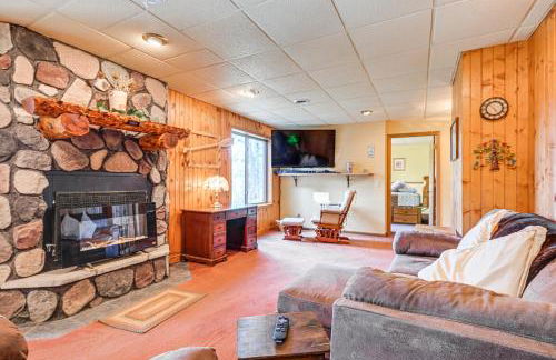 Lake Wissota Home with Private Dock and Fire Pit! - Foto 13