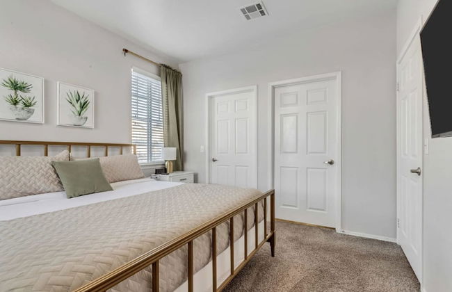 Ground Floor King Beds Pool Gym - Near Hill AFB - Foto 20