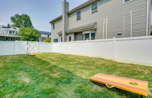 Gorgeous Keansburg Home with Pool Walk to Beach! - Foto 29