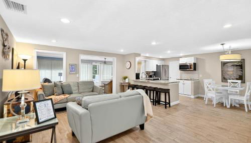 Tranquil Pool Home in Sarasota - Foto 2