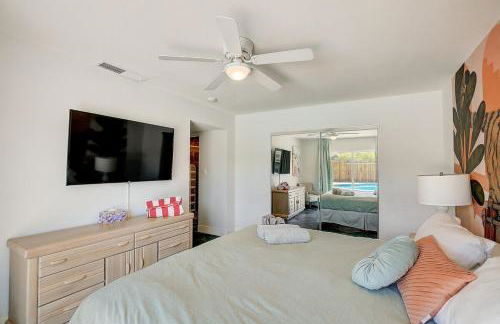 Pool & Hot Tub! Centrally Located, Less Than 3 Miles to The Strip! - Foto 27