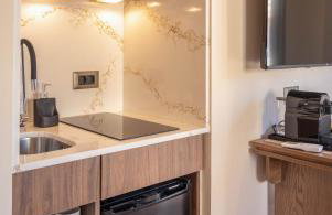 Minotaur's Rest - Luxury Residences with Free Private Parking, near Port & Airport - Foto 35