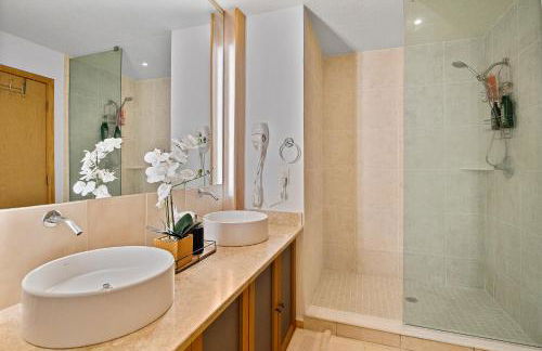 Couples Getaway - Sweet Retreat - European Village Best Location - Foto 22