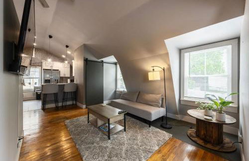 Close to Stadiums, Downtown Cincy, & more, 1BR Apt - Foto 9